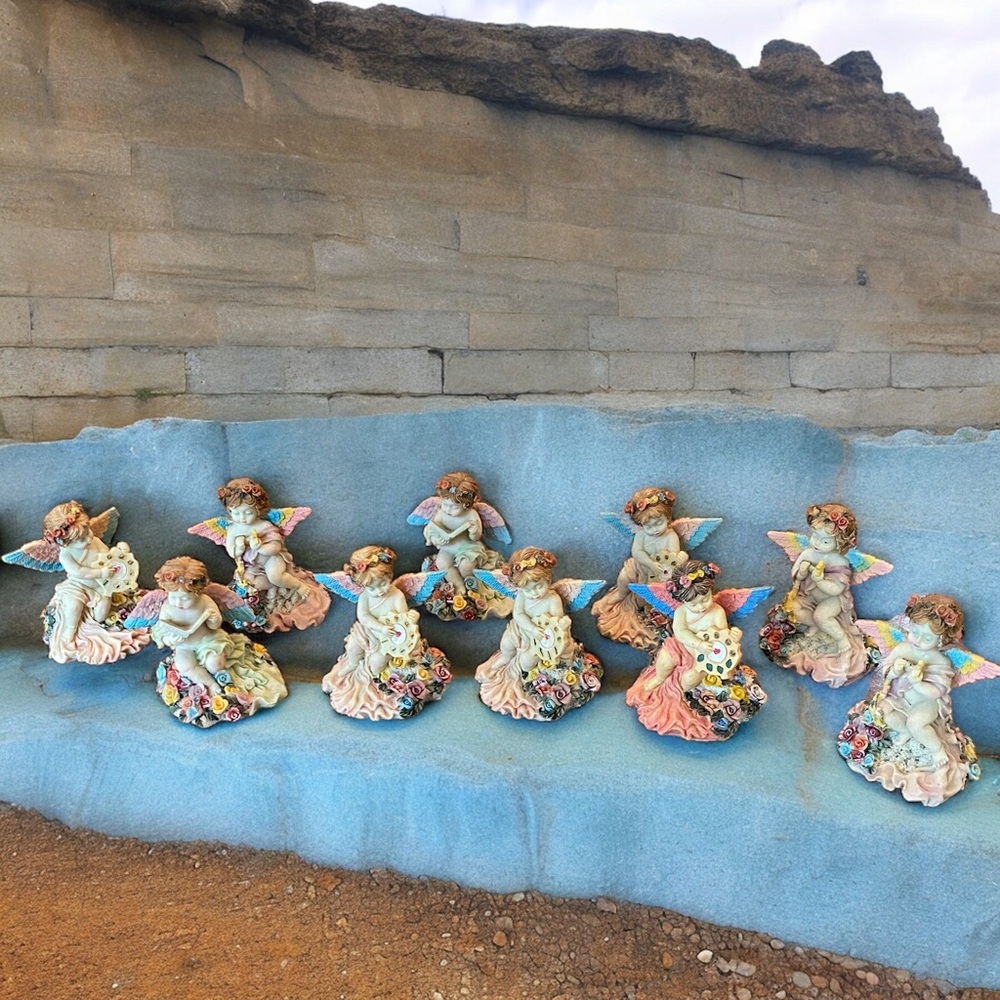Lot of 10 adorable little resin angels
